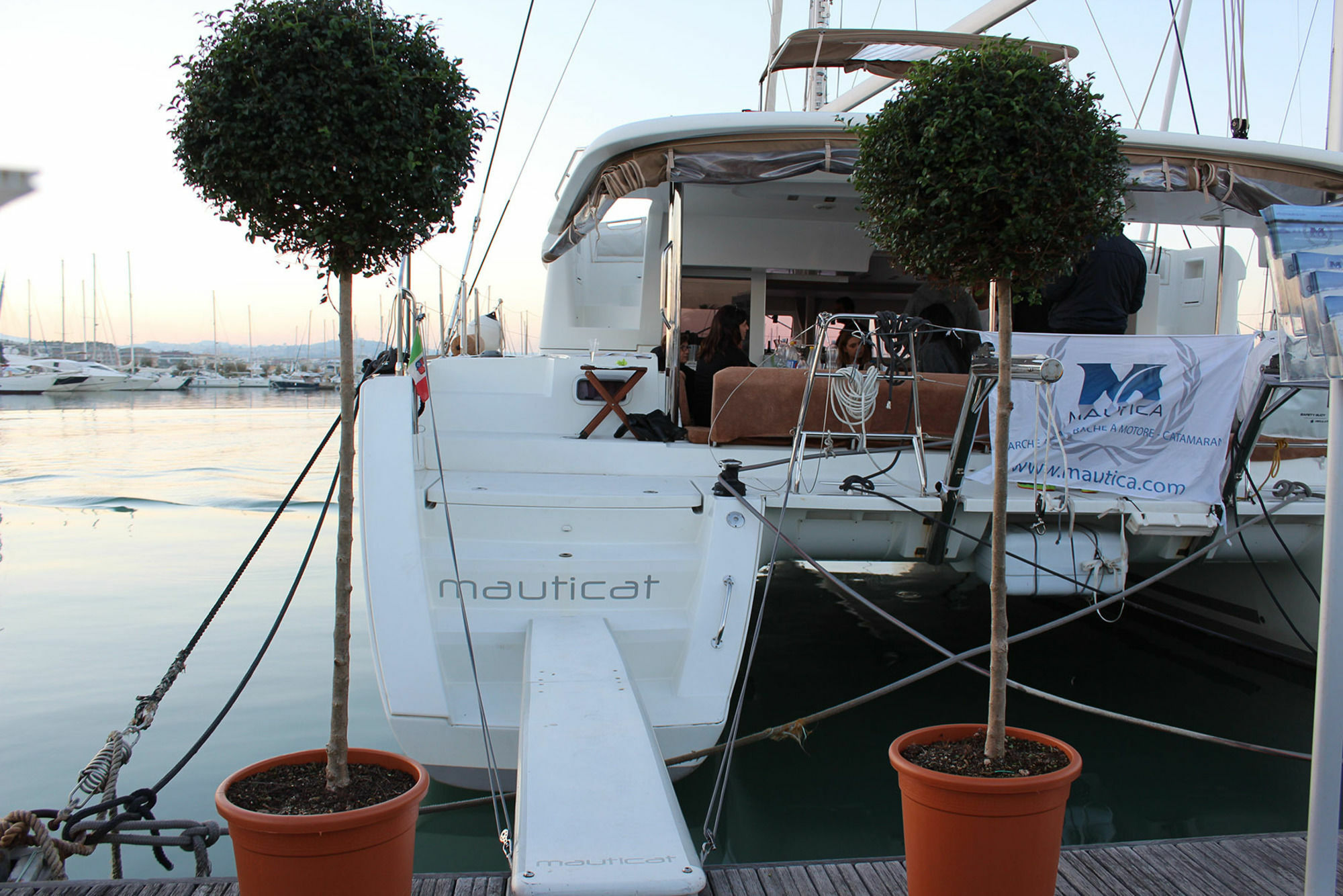 מלון פסקרה Catamarano Mauticat מראה חיצוני תמונה